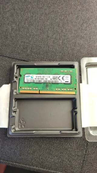 Memoria RAM Samsung 4GB DDR4 Samsung