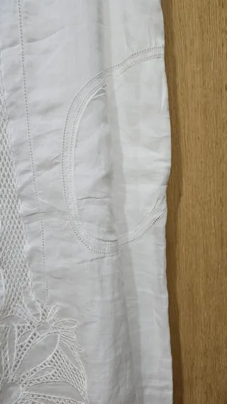 Vestido blanco bordado Tintoretto nuevo