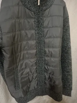 Chaqueta acolchada gris hombre