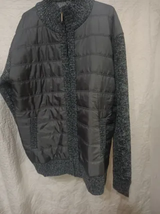 Chaqueta acolchada gris hombre