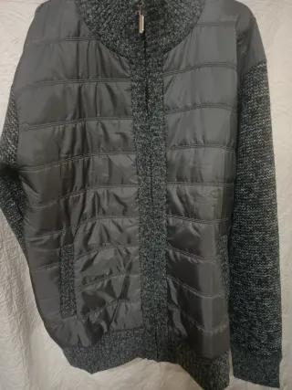 Chaqueta acolchada gris hombre