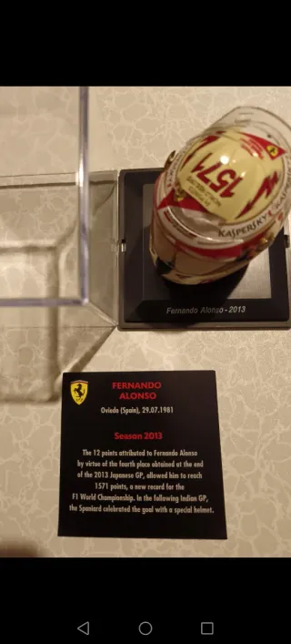 Casco F1 Fernando Alonso Japón 2013