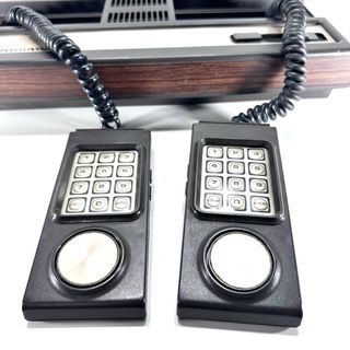Mattel Intellivision Console + 2 Giochi  Cavi