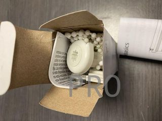 Tenda a rullo a doppia anta Amazon Basics, 56 x 150 cm, bianco