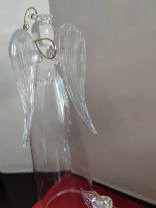 Tris angeli in vetro