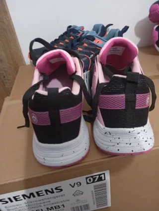 Deportivas Jhayber  talla 37