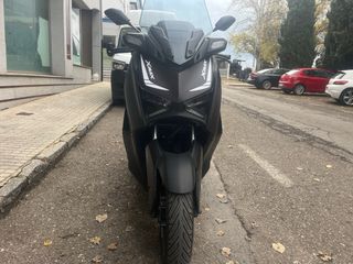 Yamaha Xmax 300 Tech  10/2024