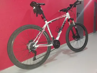 Bicicleta Giant 27,5