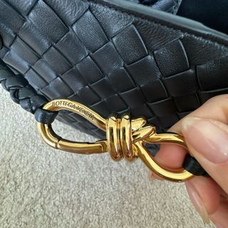 Bottega Veneta Andiamo Small Negro like new