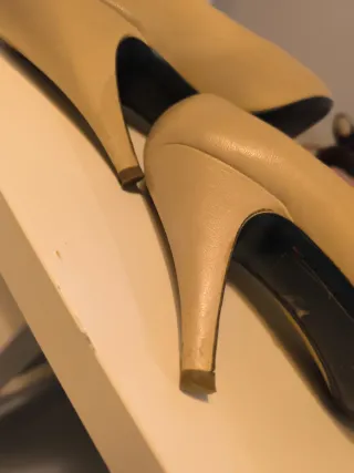 Zapatos tacón Patrizia Pepe Talla 37 Beige
