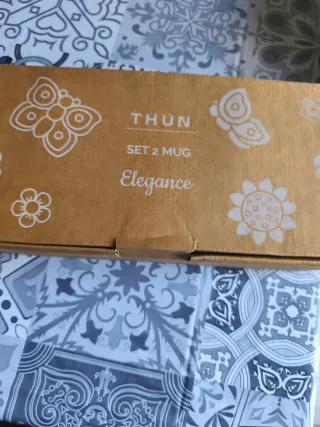 Una Tazza Thun con farfalla