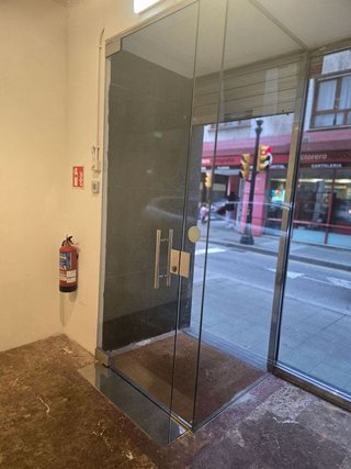 Local comercial en alquiler en Centro en Gijón