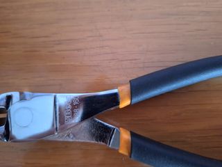 Alicates Beta corte frontal