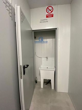 Local comercial en venta en La Paz - Segunda Aguada - Loreto en Cádiz