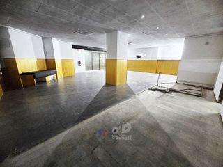 Local comercial en venta en Centre en Sant Boi de Llobregat