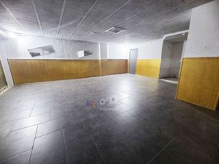 Local comercial en venta en Centre en Sant Boi de Llobregat