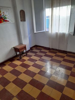 Piso en venta en Carolinas Bajas en Alicante
