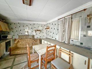 Edificio en venta en Macael