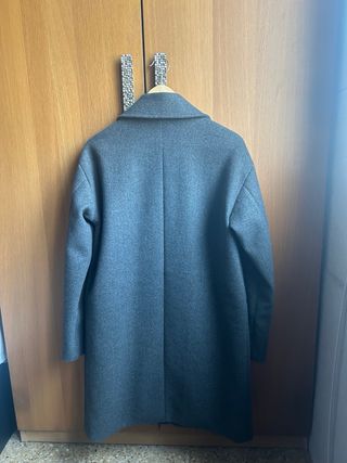 Abrigo ONLY gris talla XS