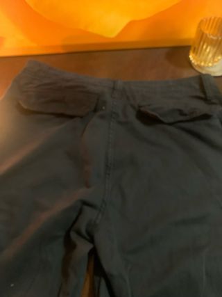 Pantalón cargo Stradivarius negro Talla M