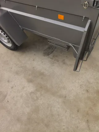 Remolque de ocasion con 3 meses