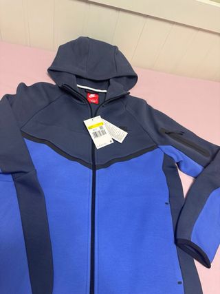 Chaqueta Nike Tech Fleece nueva