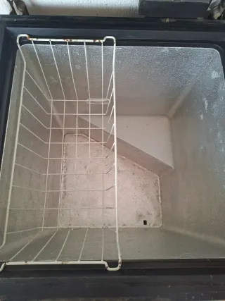 Congelatore in buone condizioni