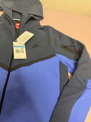 Chaqueta Nike Tech Fleece nueva