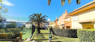 Casa adosada en venta en Les Marines/Las Marinas en Dénia