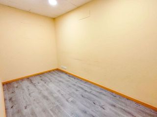 Local comercial en venta en Riu en Santa Coloma de Gramanet