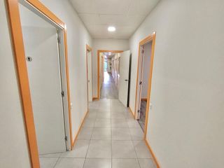 Local comercial en venta en Riu en Santa Coloma de Gramanet