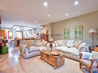 Casa adosada en venta en Montigalà -Sant Crist en Badalona