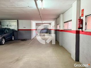 Garaje en venta en Plaça Catalunya en Prat de Llobregat, El