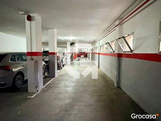 Garaje en venta en Plaça Catalunya en Prat de Llobregat, El