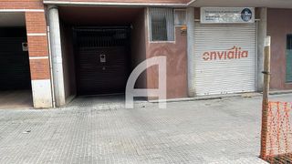 Garaje en venta en Instituts - Ponent - Sota el Camí Ral en Granollers