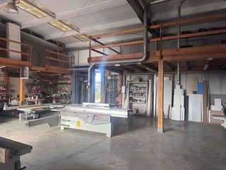 Nave industrial en venta en Sant Esteve Sesrovires