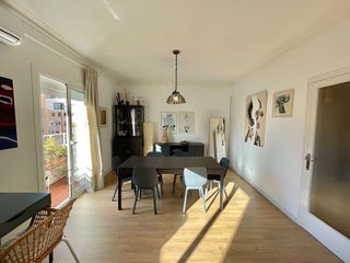 Ático en alquiler en Sant Antoni en Barcelona