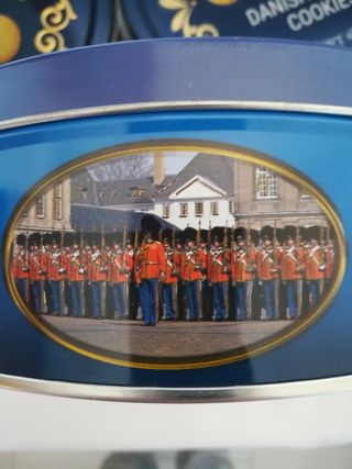 Set 3 Scatole vuote di  Latta Royal Favourites