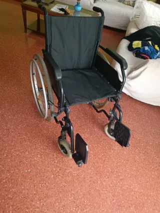 Silla ruedas seminueva