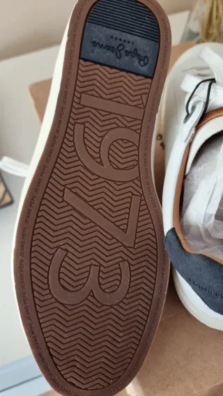 Deportivas Pepe Jeans Piel Blancas Talla 40.