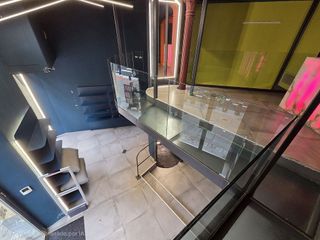 Local comercial en venta en Barrio de Abando en Bilbao