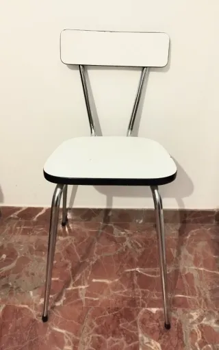 Silla cocina formica blanca y metal