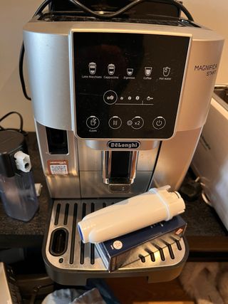 Cafetera DeLonghi Magnifica Start