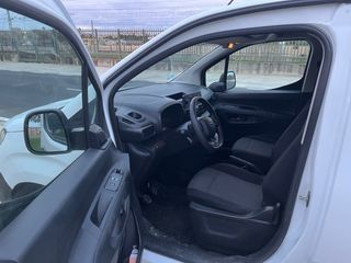alquiler furgoneta Citroen berlingo