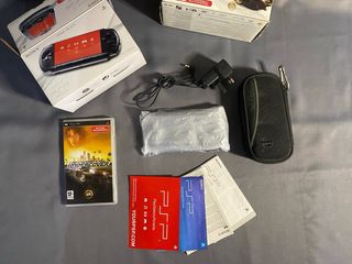 Sony PSP con juegos y accesorios