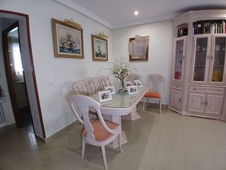 Casa pareada en venta en Tomelloso