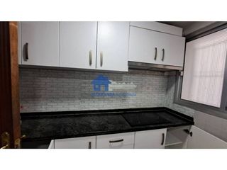 Piso en alquiler en El Juncal - Av. de la Paz en Sevilla