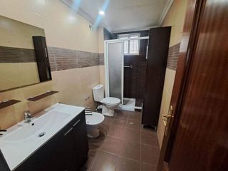 Piso en alquiler en El Juncal - Av. de la Paz en Sevilla