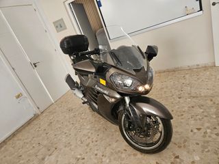Kawasaki GTR 1400 del 2010