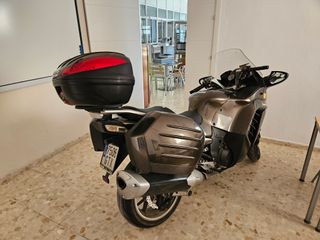Kawasaki GTR 1400 del 2010